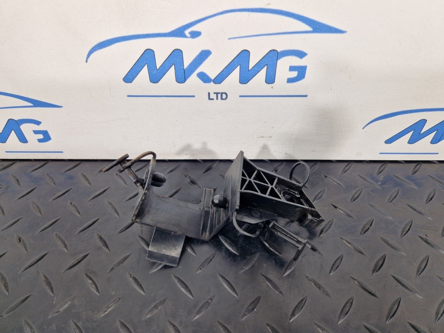 MERCEDES Unknown Part Type A2464210594