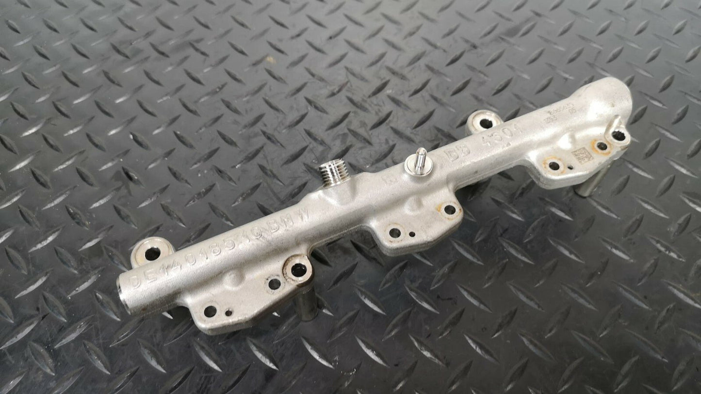 BMW 1 2 3 SERIES 3.0 B58 PETROL ENGINE HIGH PRESSURE FUEL RAIL 8665635