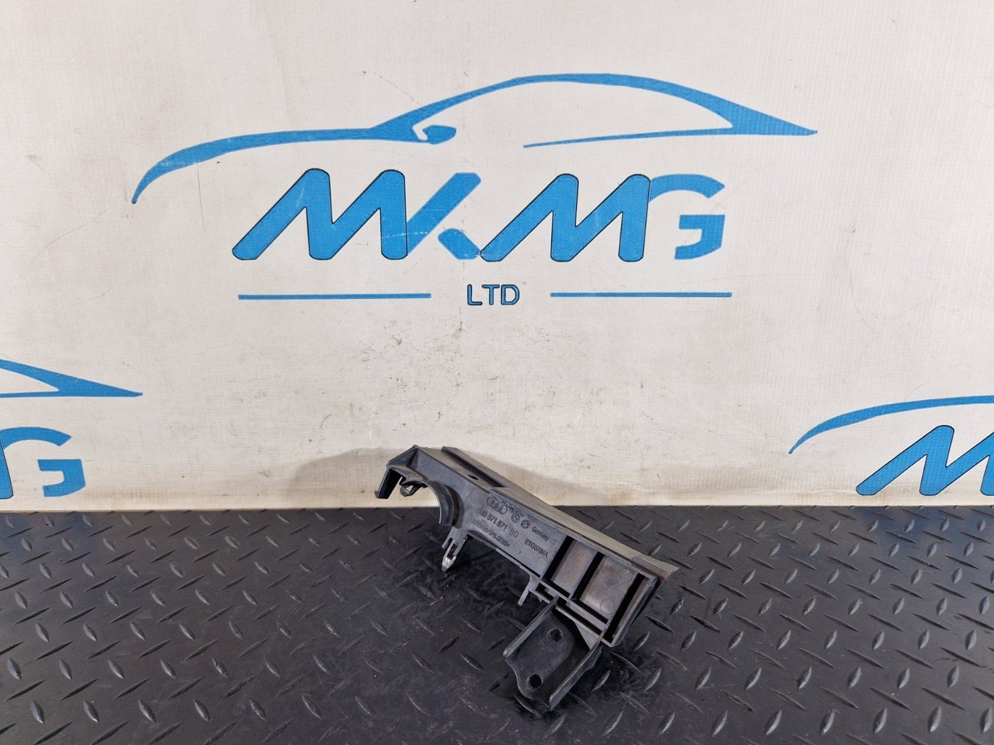 16-20 AUDI Q7 4M WIRING GROMMET BRACKET 4M0971871BG