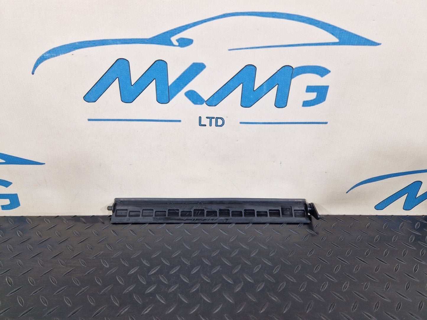 14-21 BMW 2 SERIES GRAN TOURER F45 F46 AIR DUCT SHUTTER GRILL FLAP 6L 8499973