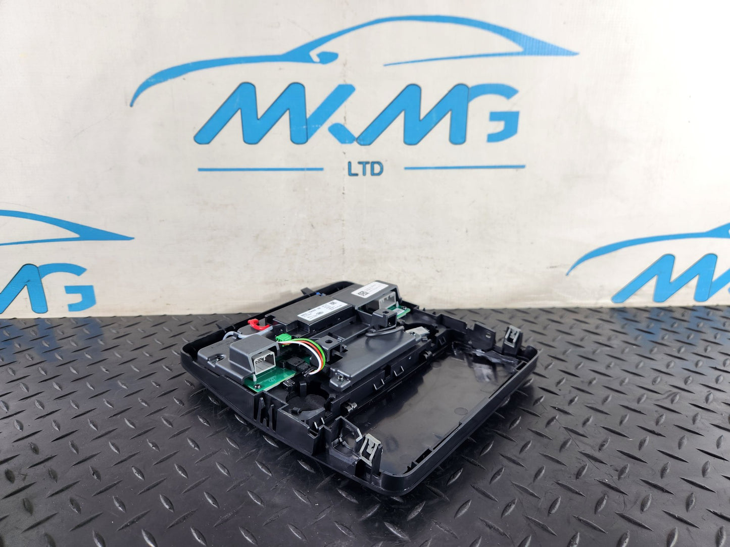 Land Rover Range Rover Evoque L551 Interior Centre Roof Light M8D2-15K609-AA