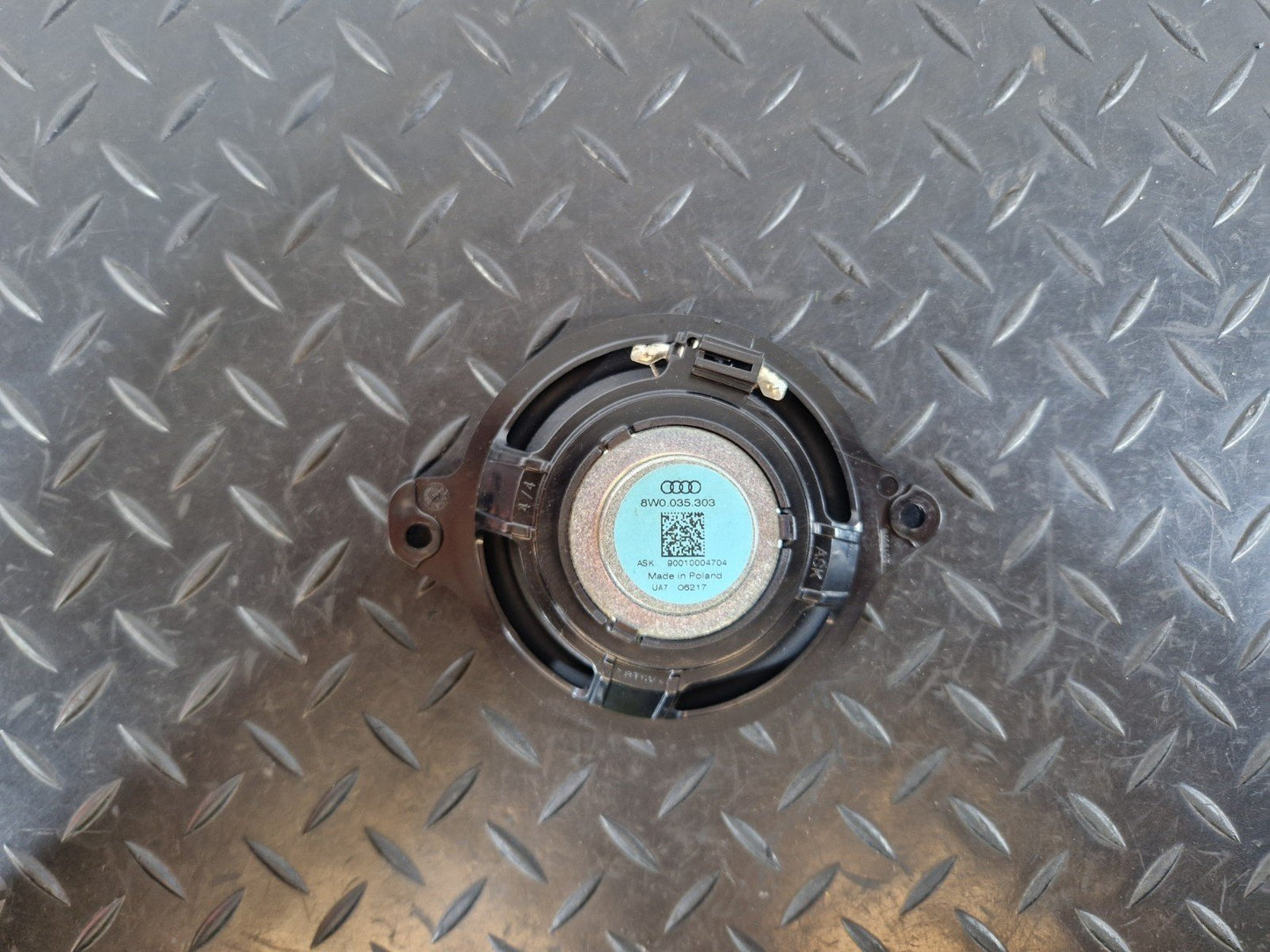 17-24 AUDI S5 F5 GENUINE OEM FRONT DOOR SPEAKER FITS LEFT & RIGHT SIDE 8W0035303