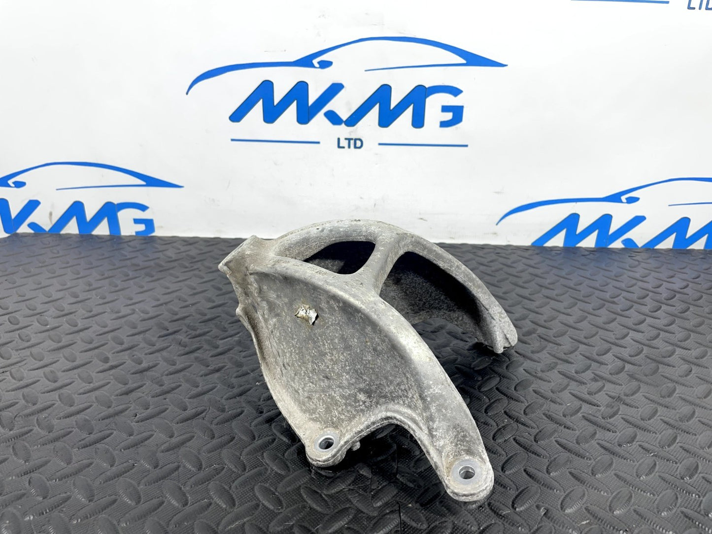 16-19 AUDI A4 B9 AVANT GENUINE LEFT ENGINE MOUNT BRACKET 8W0199307