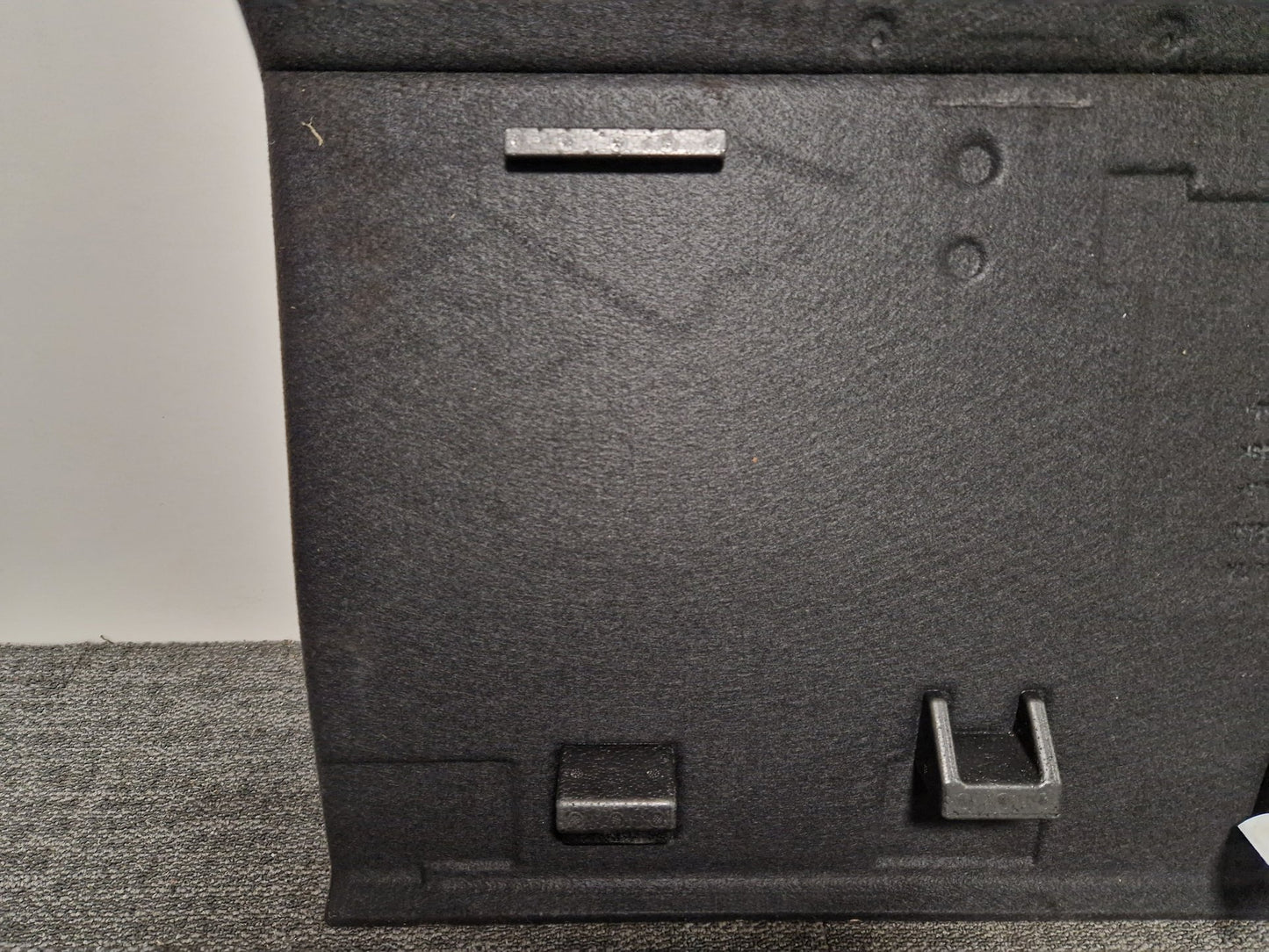 BMW 120i E87 Hatchback Genuine Rear Boot Floor Carpet Liner 54703014