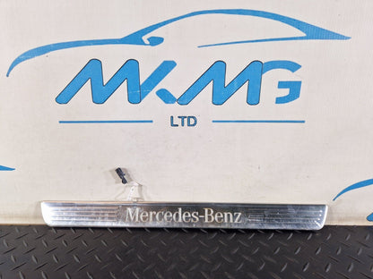 16-19 MERCEDES BENZ GLE W166 FRONT RIGHT DOOR SILL TRIM COVER A1666809500