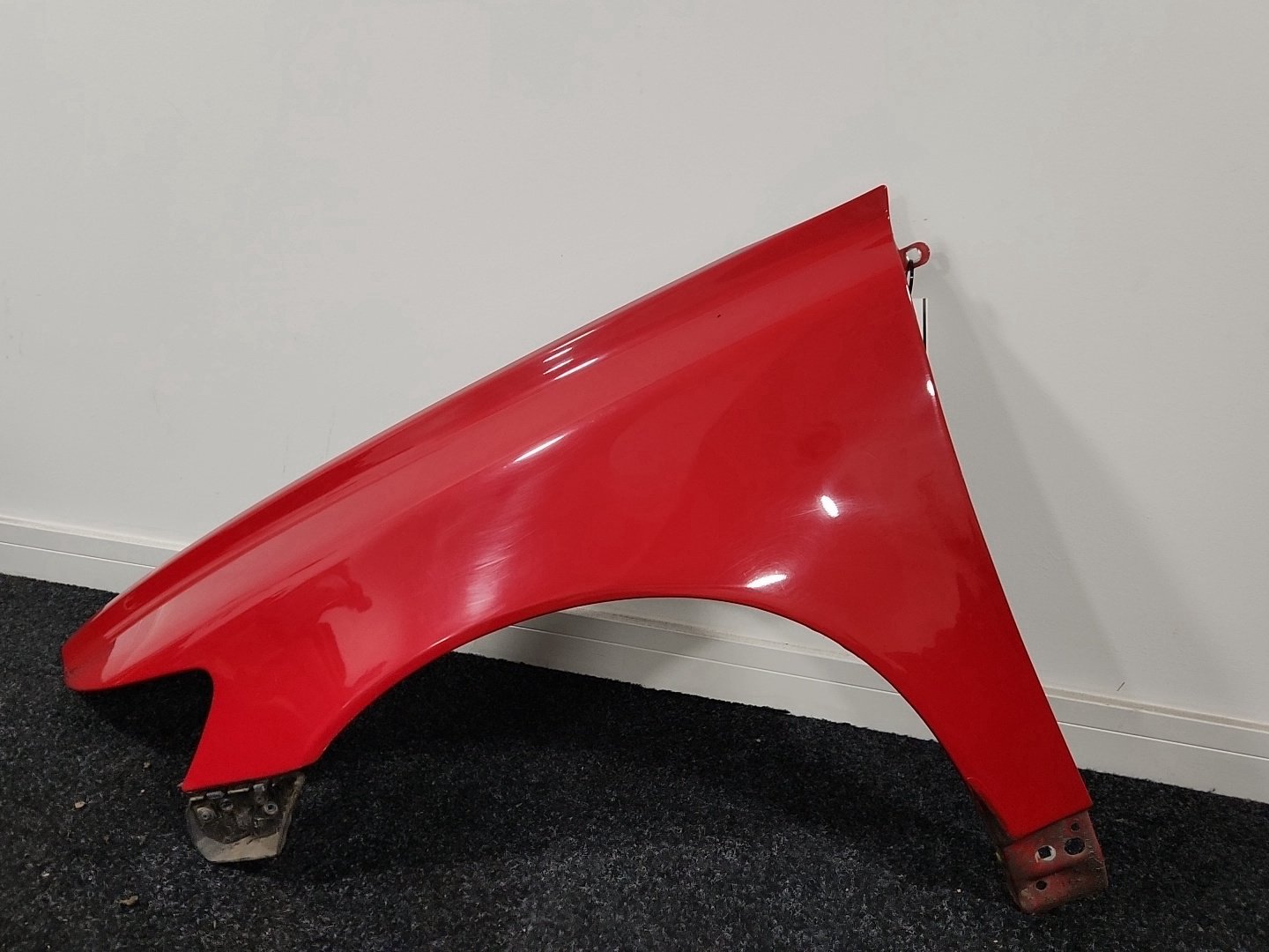 Volvo S40 MK2 Saloon Front Left N/S Passenger Wing Fender Panel in Passion Red