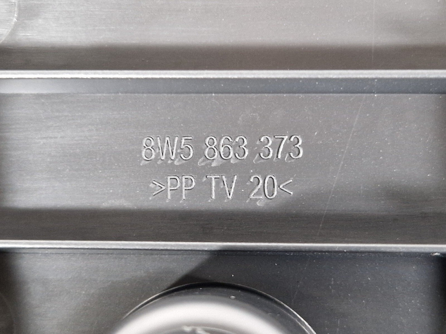 16-19 AUDI A4 B9 SALOON GENUINE TRUNK BOOT PLASTIC COVER TRIM 8W5863373