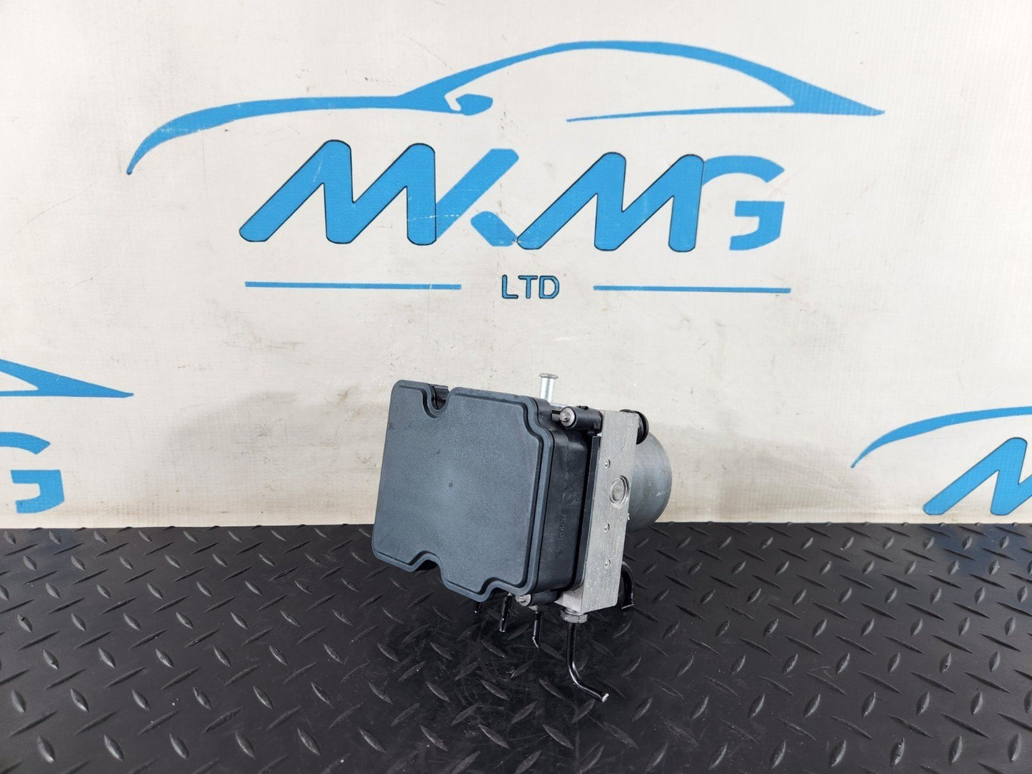 19-ON MERCEDES B CLASS W247 ABS PUMP OEM A1779007805 A1779010904