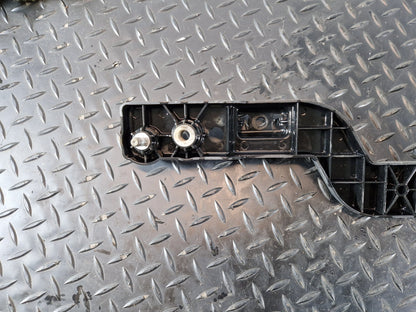 Range Rover Evoque L551 Right Driver O/S Bumper Bracket K8D2-113C52-AB