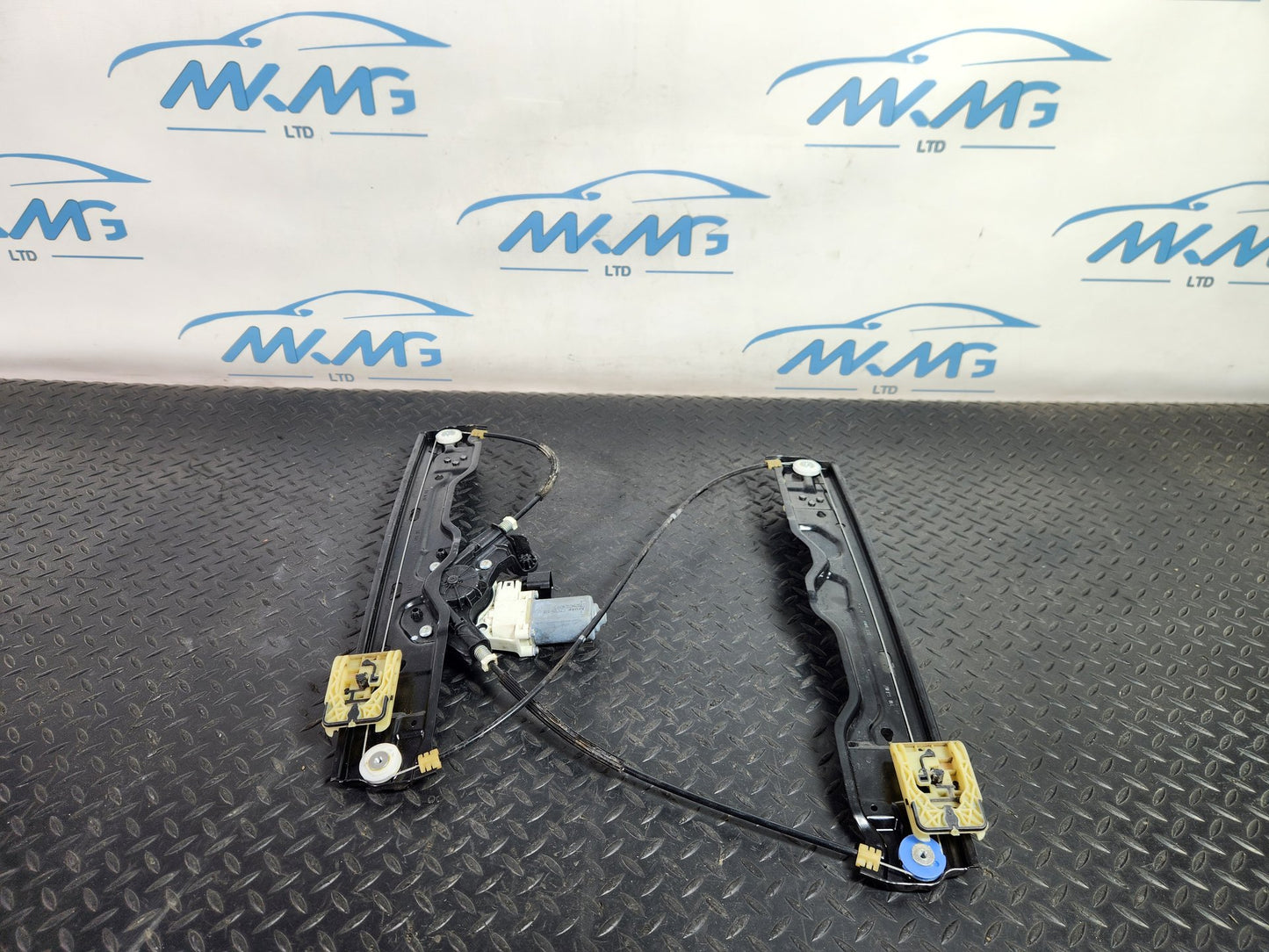 Land Rover Range Rover Evoque SUV Front Right Window Regulator K8D223200AC