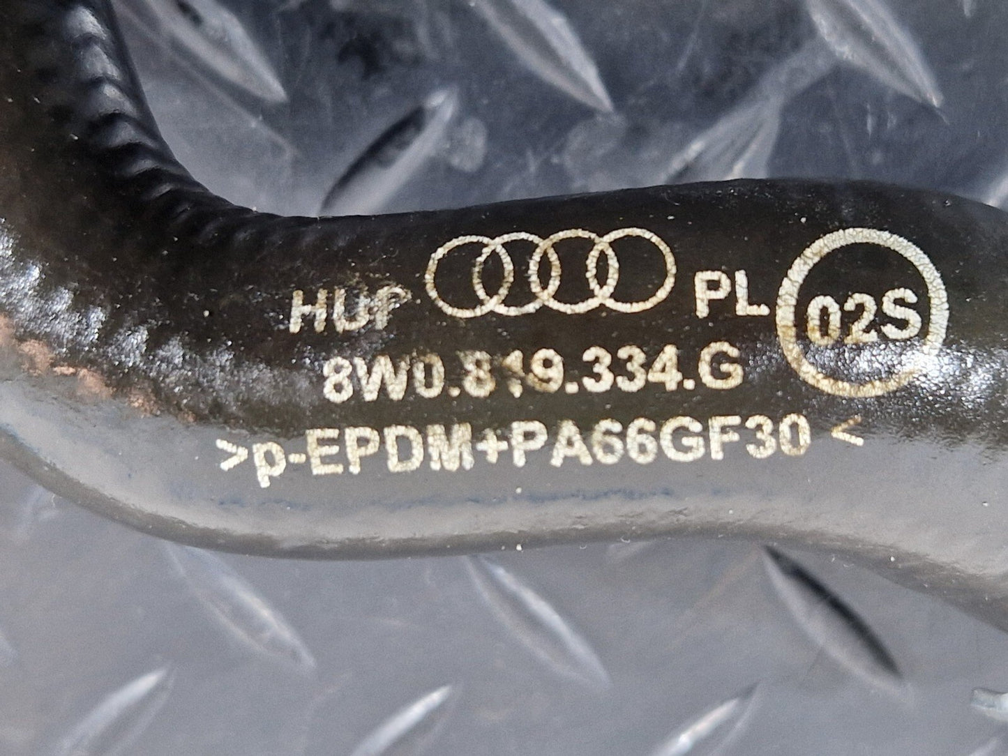 16-19 AUDI A4 B9 GENUINE OEM AIR CON HEATER COOLANT PIPE HOSE 8W0819334G