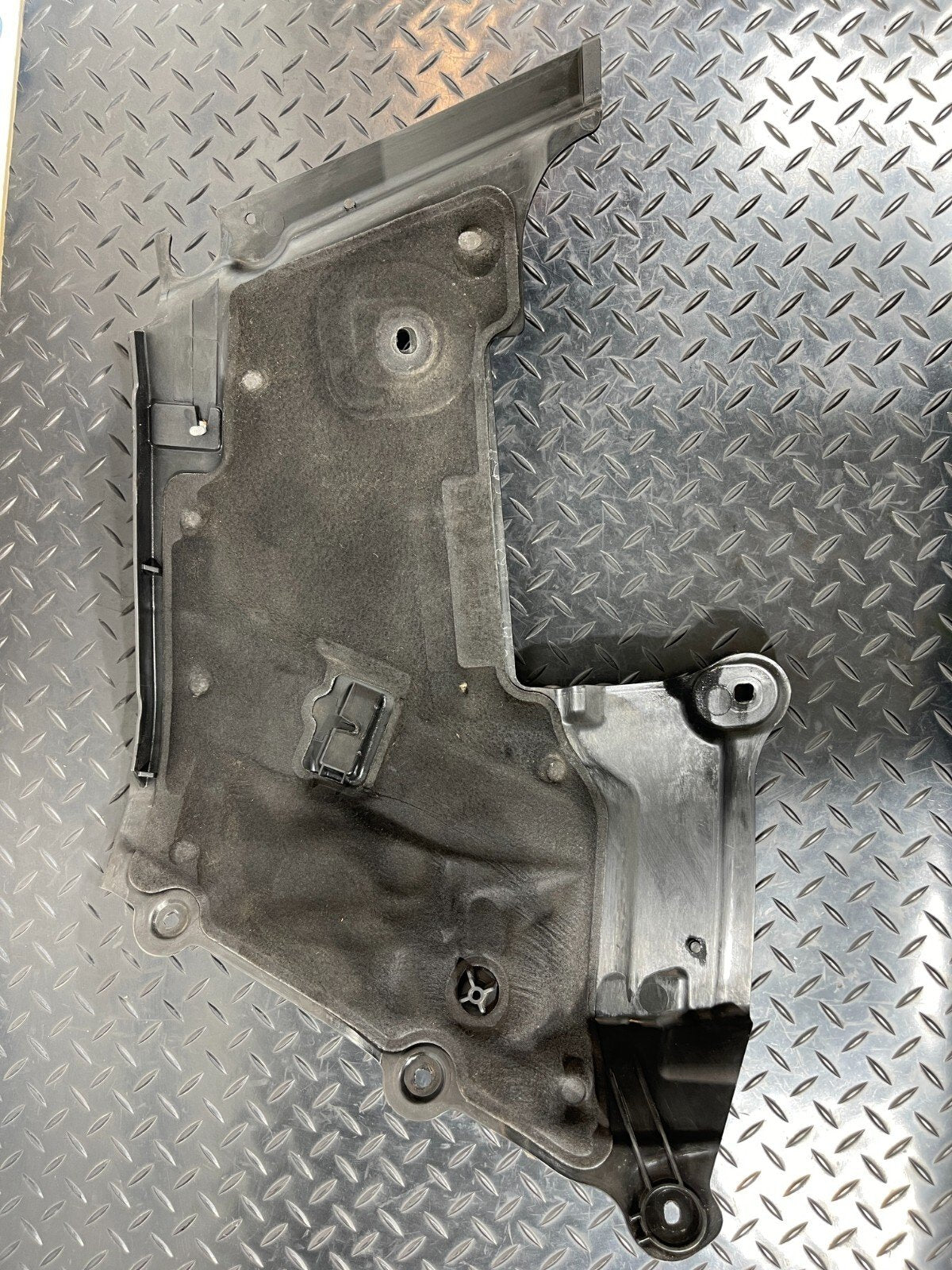 14-21 MERCEDES BENZ C300e W205 GENUINE ENGINE COMPARTMENT PANEL A2056200140