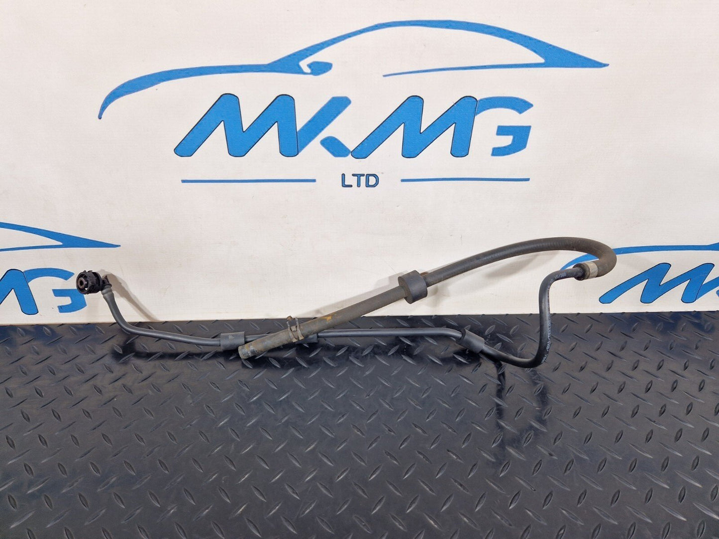 14-21 MERCEDES BENZ C300h W205 WINDOW WASHER HOSE PIPE A2058308004