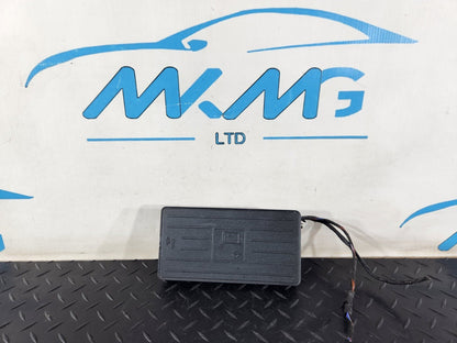 16-19 AUDI A4 B9 WIRELESS CHARGER CONTROL MODULE ECU 8W0035502C
