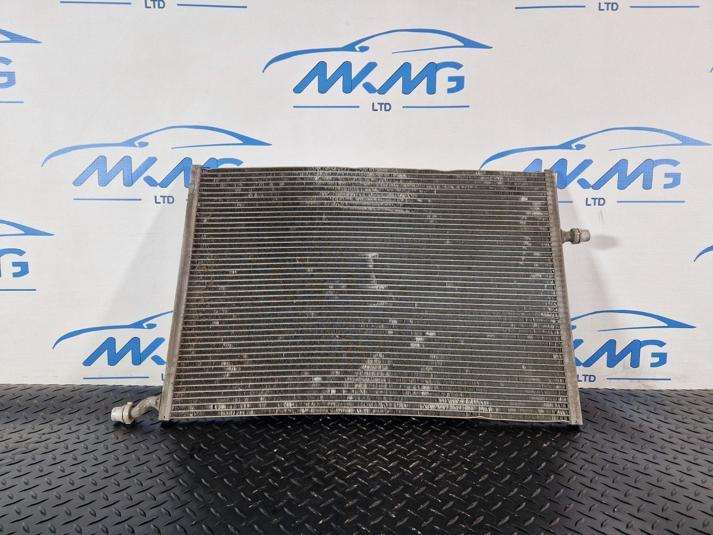 MERCEDES BENZ C CLASS W205 RADIATOR A0995001903