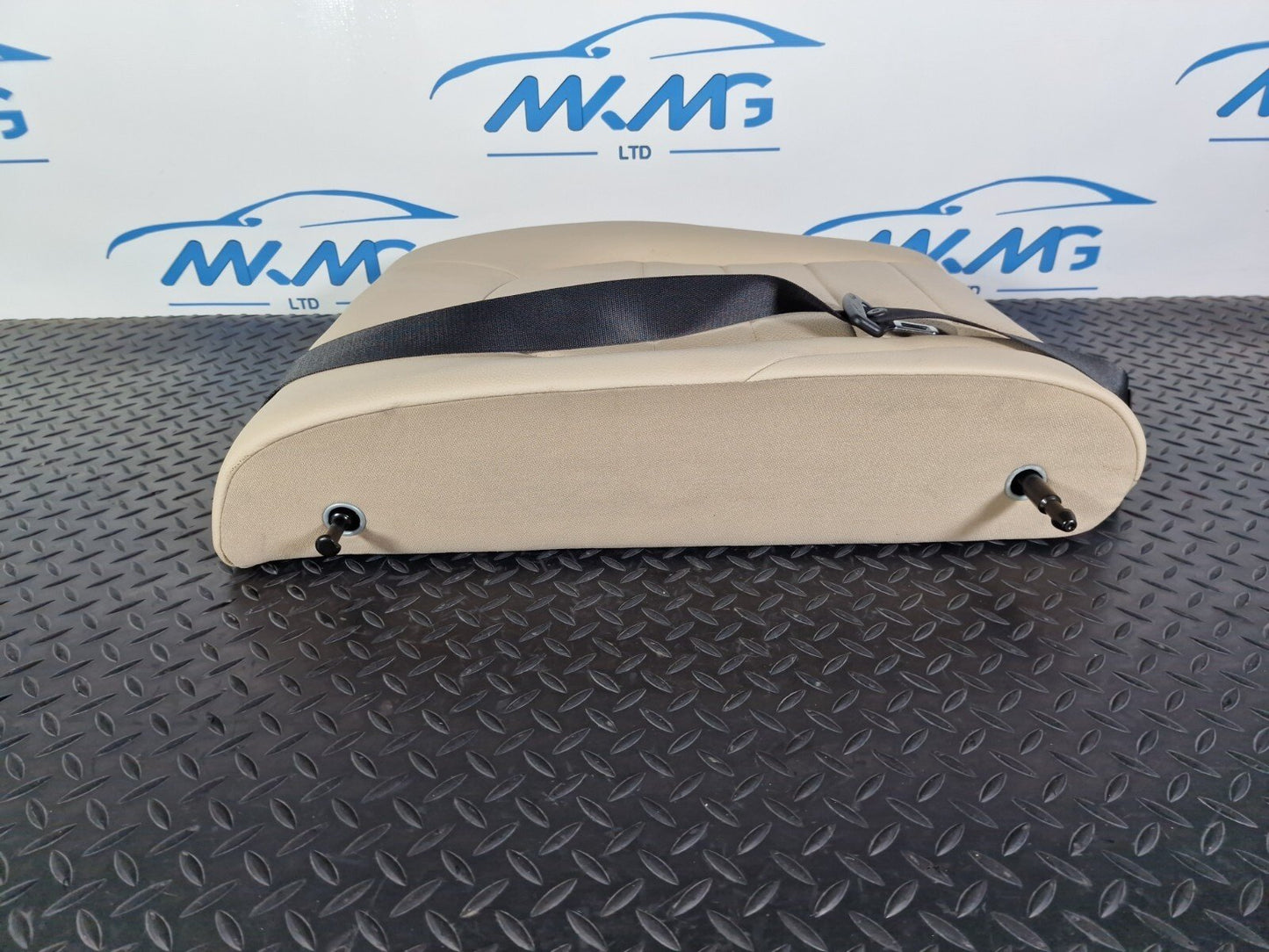 14-21 MERCEDES C CLASS W205 GENUINE REAR LEFT SEAT BACKREST A2059200124