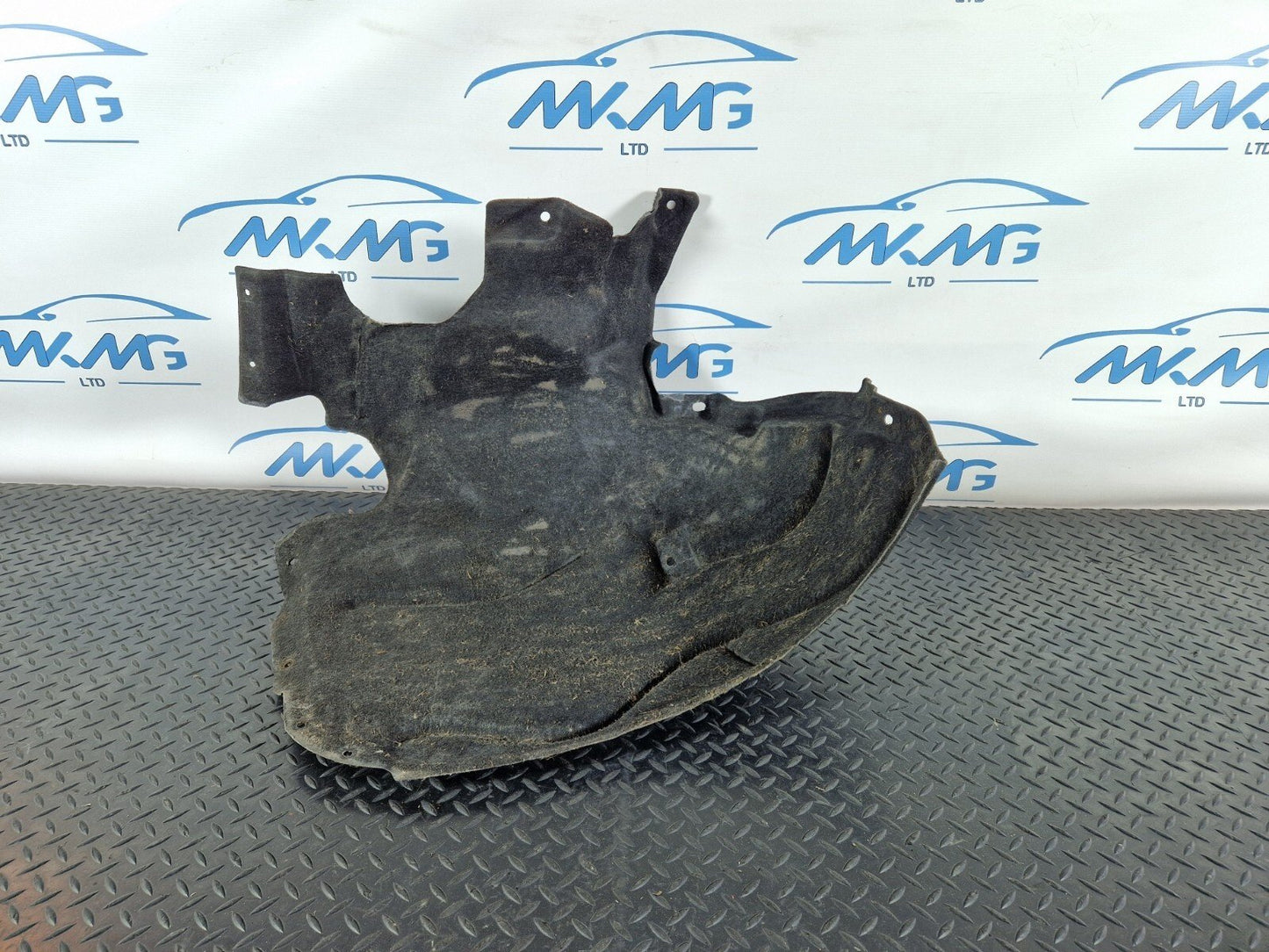 10-17 AUDI A8 4H REAR SECTION OF FRONT WHEEL ARCH COVER LEFT SIDE 4H0821191E