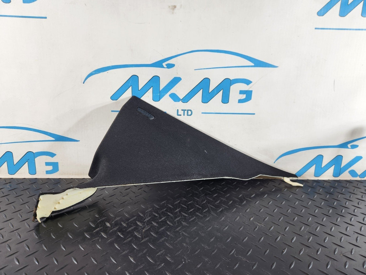 11-18 BMW 6 SERIES F13 C PILLAR RIGHT O/S COVER TRIM PANEL 8051018