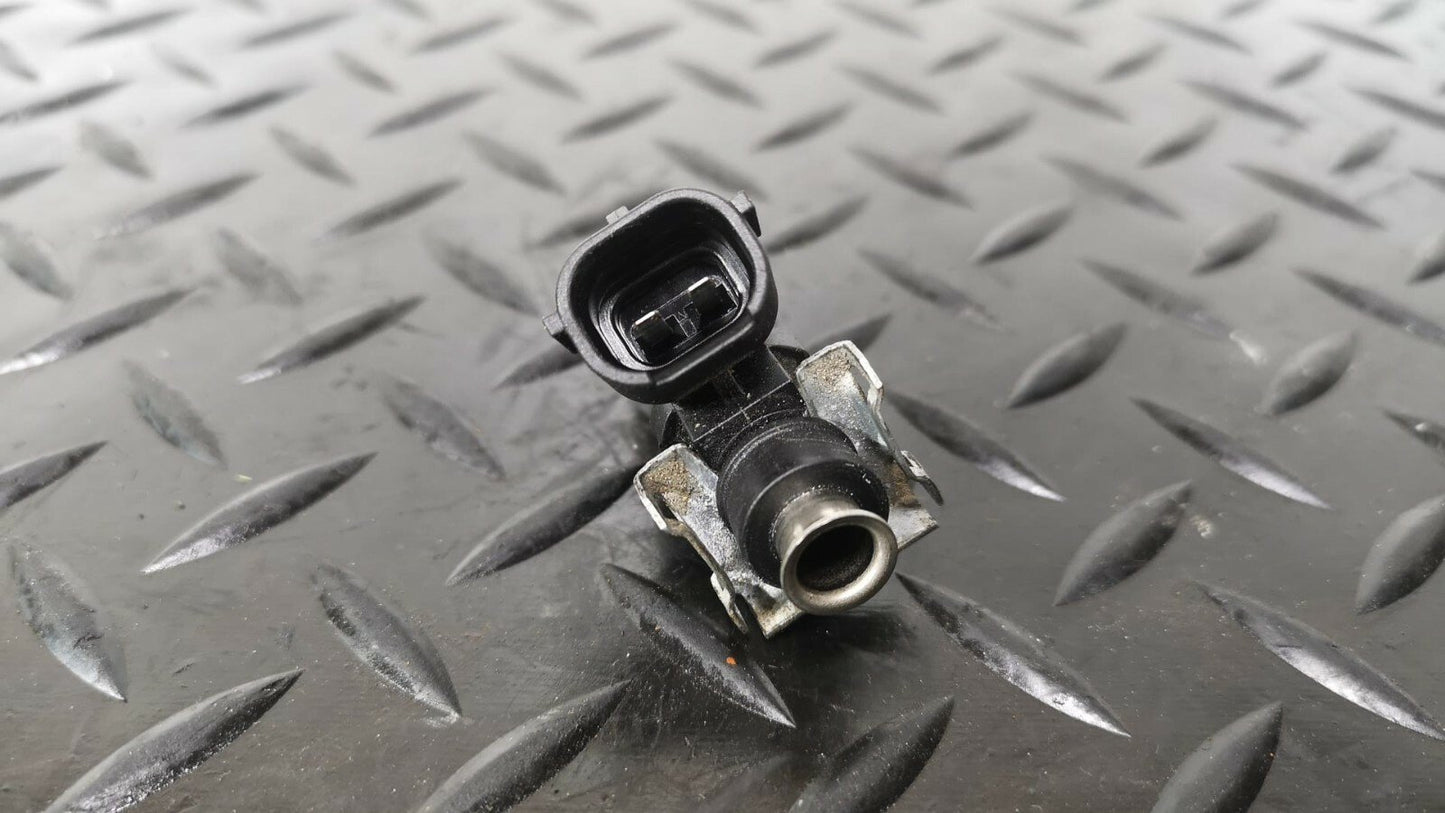 GENUINE VW 1.8 GTI DAJ PETROL ENGINE FUEL INJECTOR 06L906031A