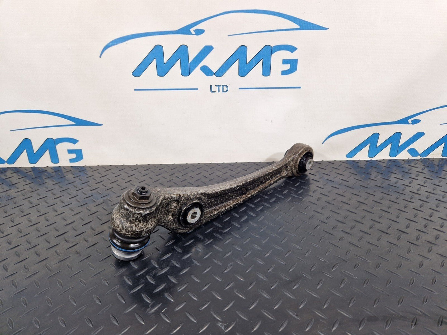 12-18 AUDI A6 C7 GENUINE FRONT RIGHT CONTROL ARM 8K0407156C
