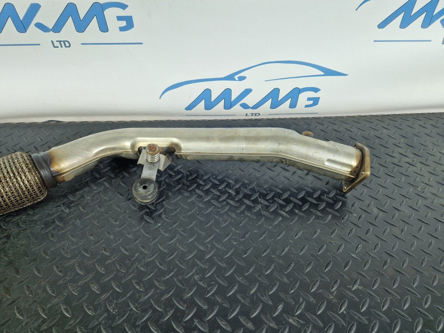 16-19 AUDI A4 B9 GENUINE EXHAUST FLEXIBLE PIPE 8W0253300AM