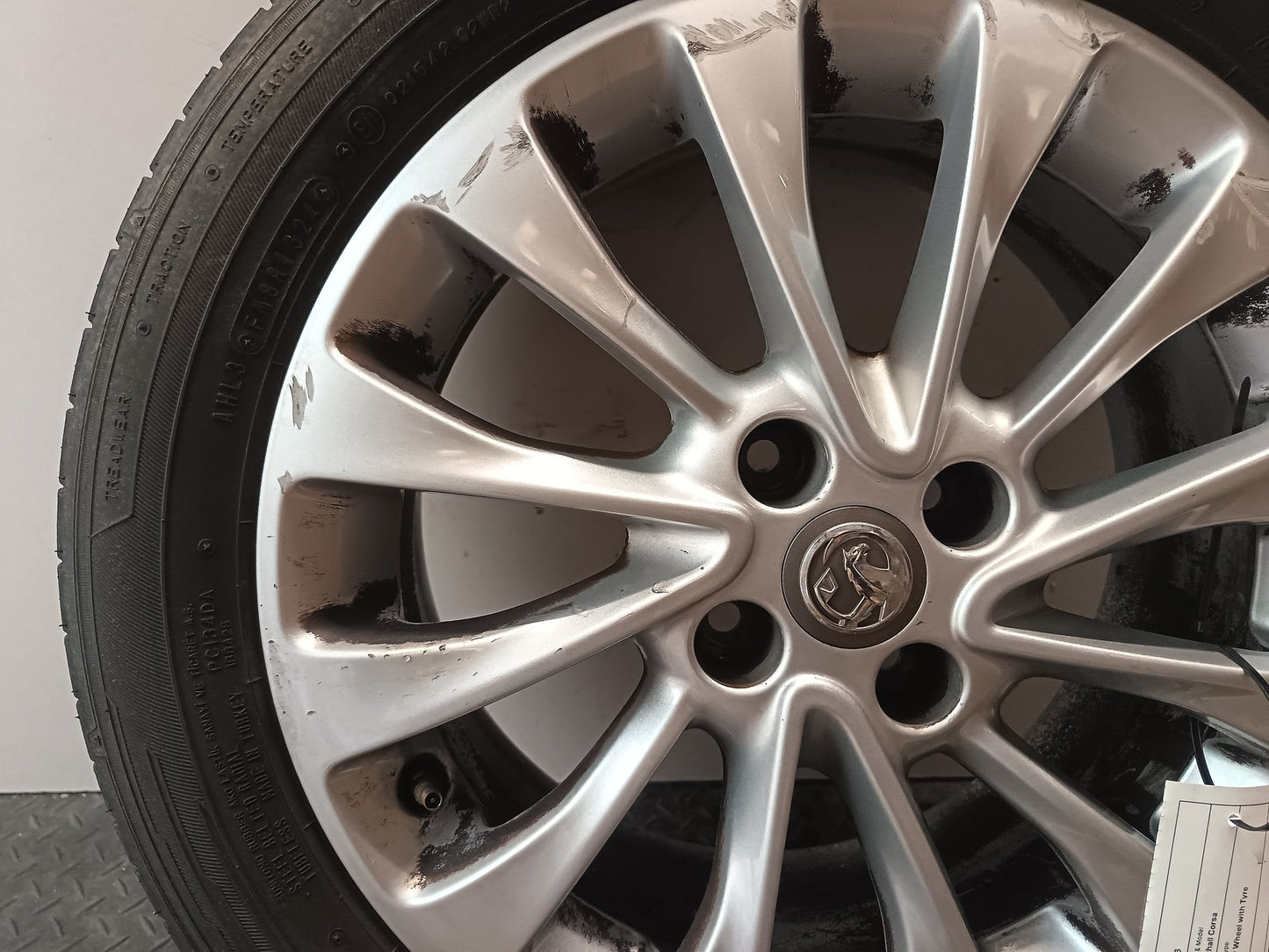Vauxhall Corsa MK4 (E) (4500) 16" Alloy Wheel with Tyre 195/55/16 ~5mm