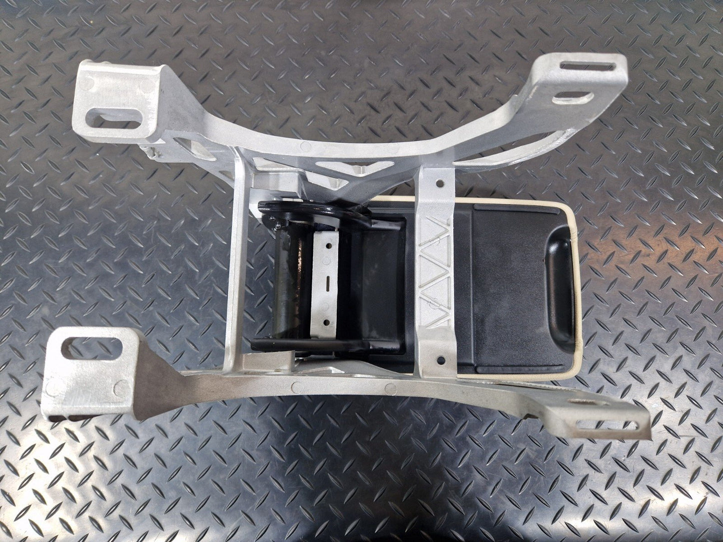 16-24 AUDI A5 F5 COUPE FRONT CENTRE CONSOLE BEIGE LEATHER ARM REST 8W0864283A