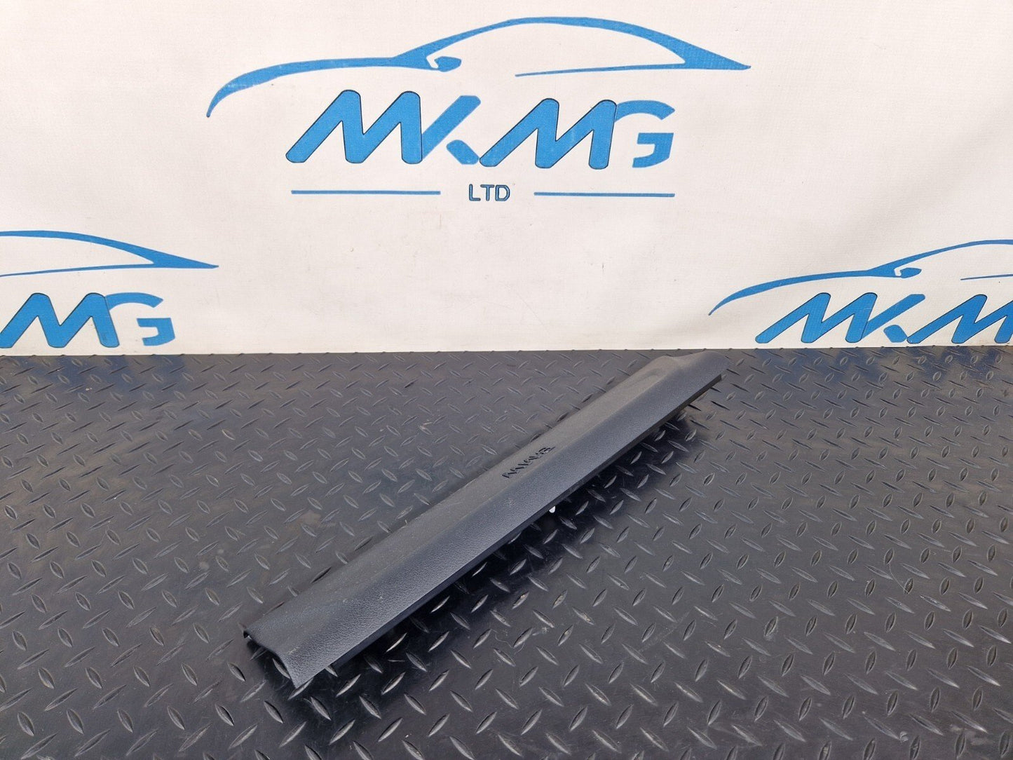 20-24 BMW 1 SERIES F40 DASHBOARD LOWER TRIM PANEL 7444937