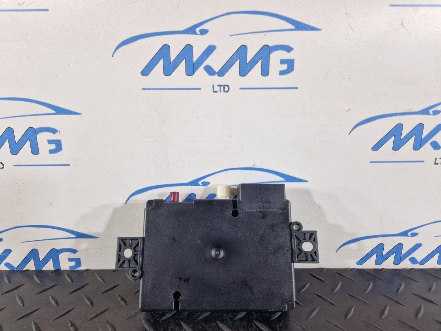 Mercedes-Benz Unknown Part Type A2429007001