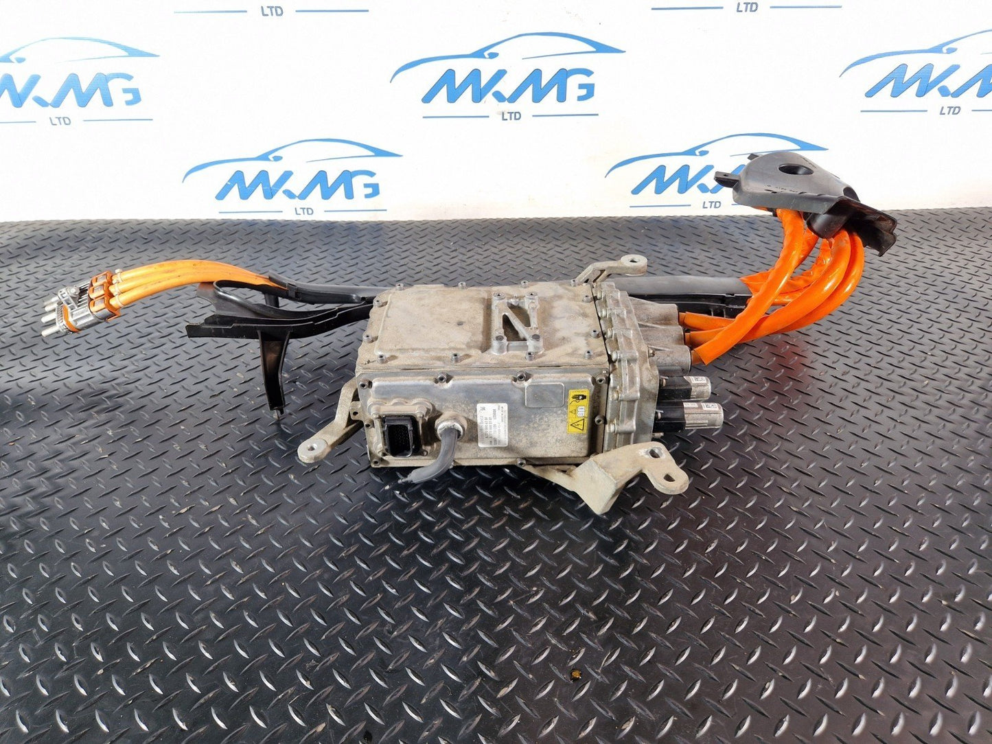 16-19 MERCEDES BENZ GLE W166 HYBRID BATTERY CONTROL UNIT ASSEMBLY A2769004101