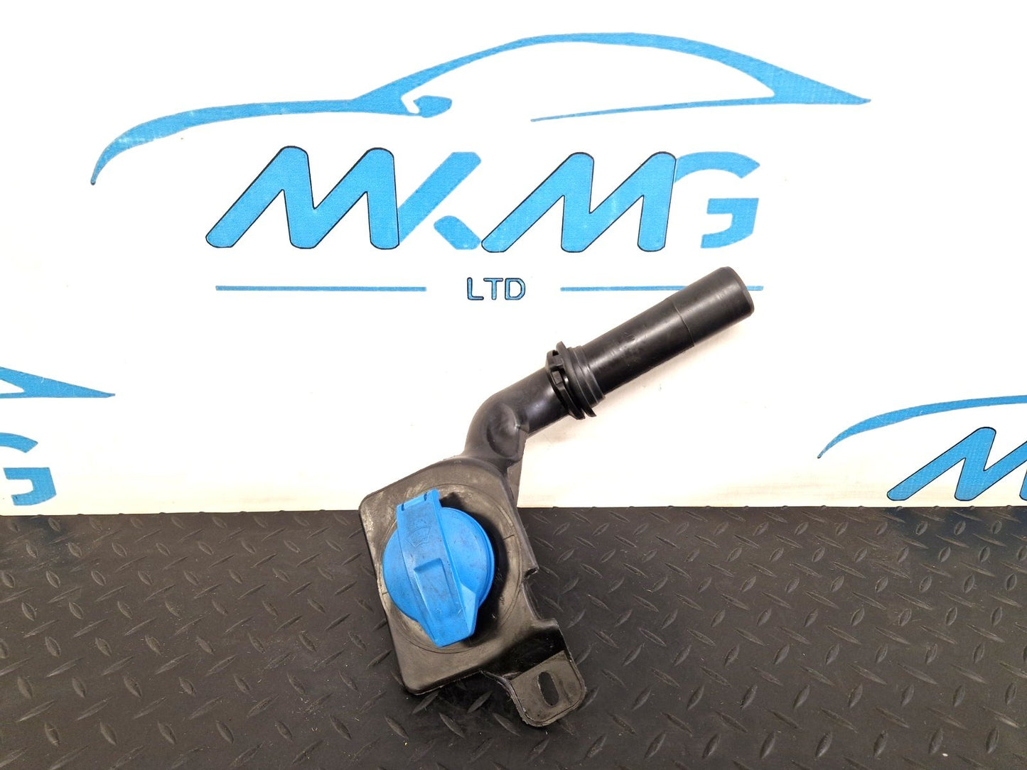 16-20 AUDI Q7 4M GENUINE WASHER FLUID TANK RESERVOIR NECK CAP 4M0955463