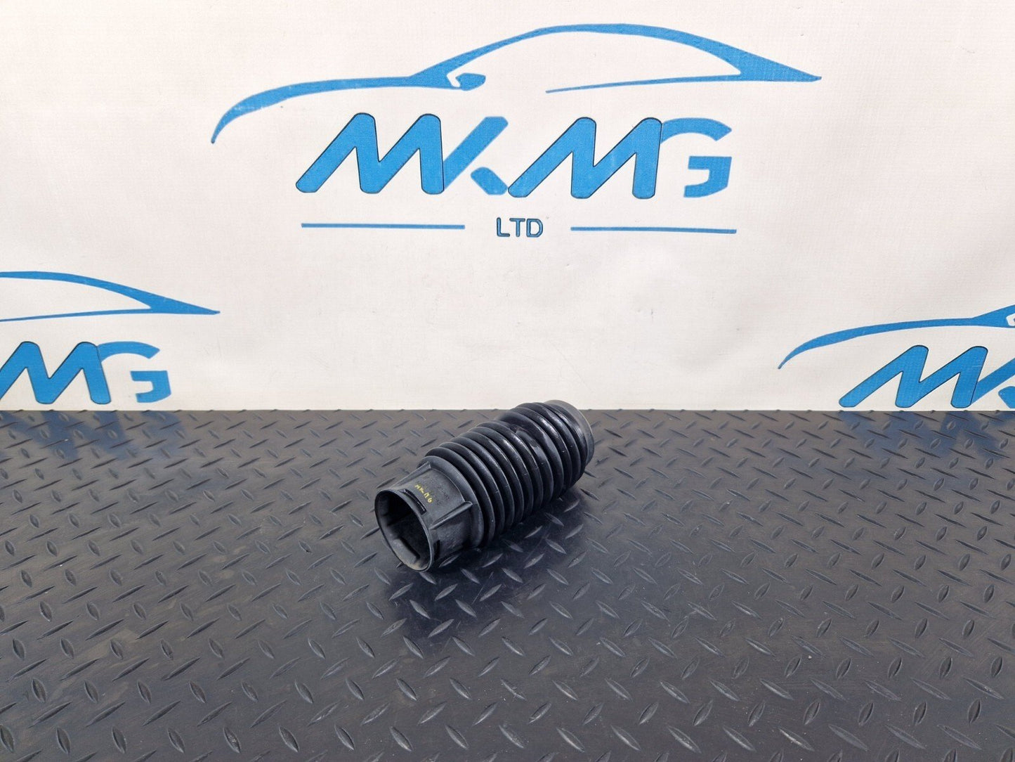 14-21 MERCEDES BENZ C200 W205 FRONT SHOCK ABSORBER MOUNT RUBBER BOOT A2053230292