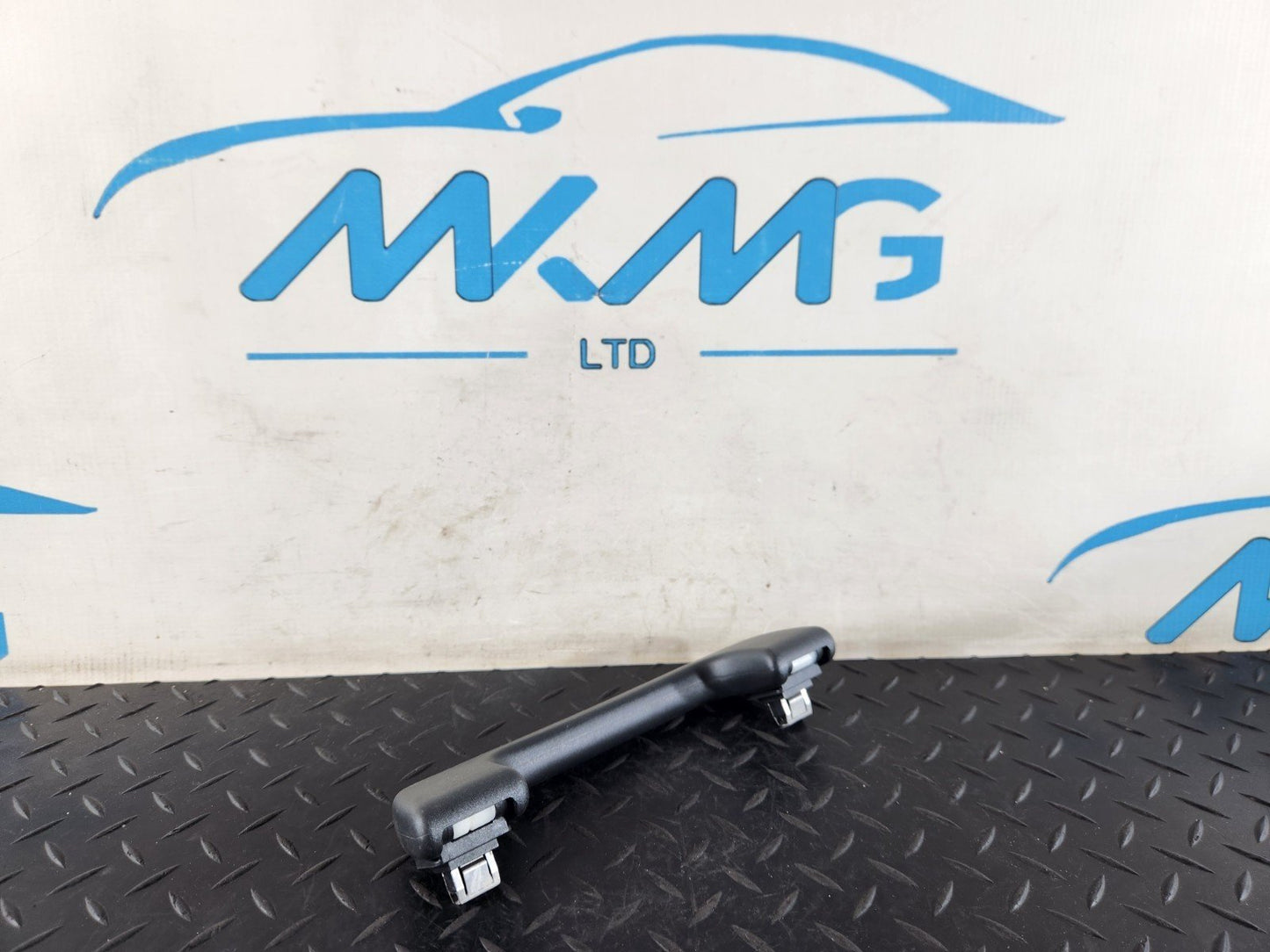 Audi Unknown Part Type 4M0857607