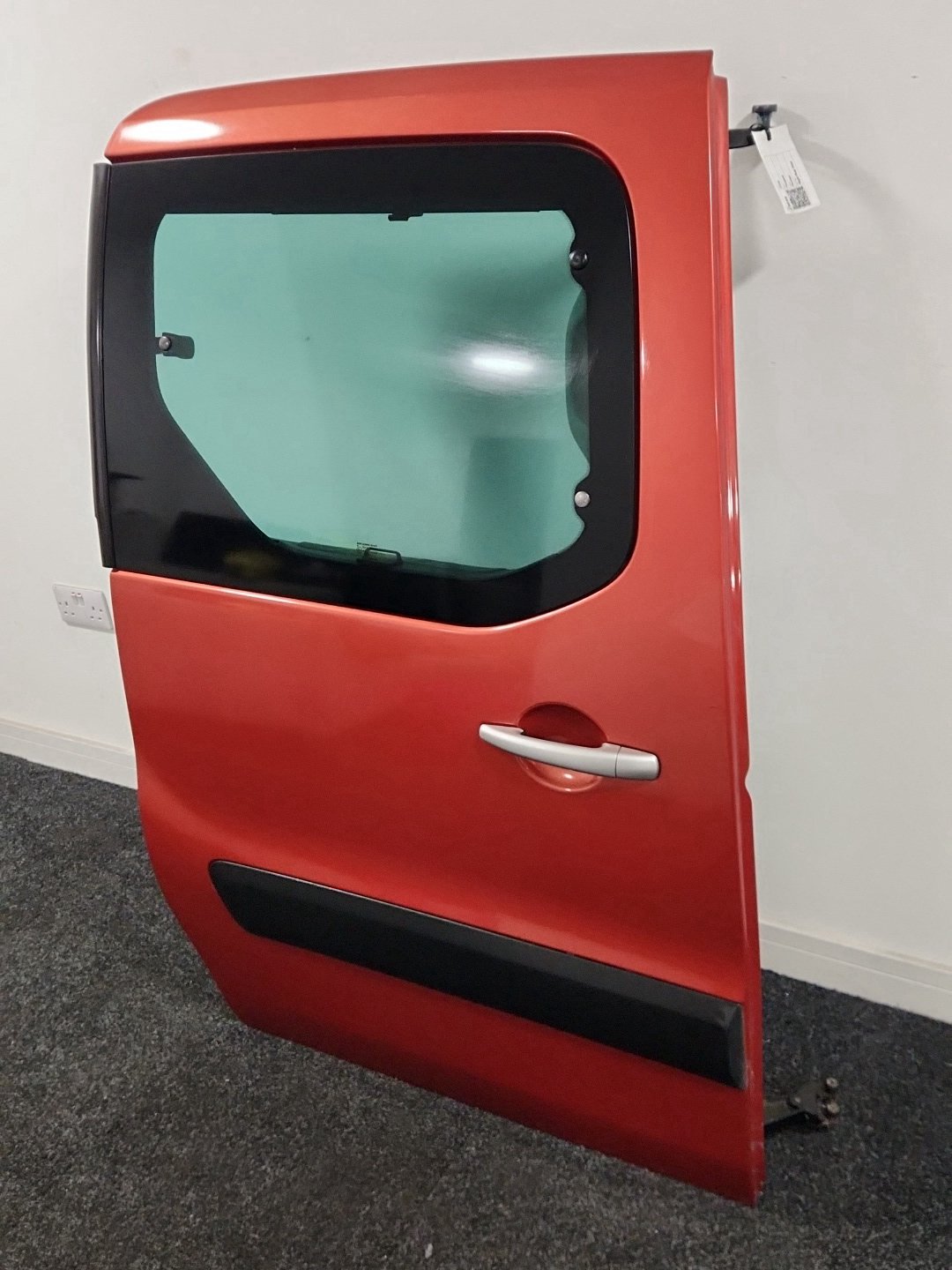 Peugeot Partner MK2 (PH1)(B9) Van Rear Right Complete Door in Tourmaline Red KHK