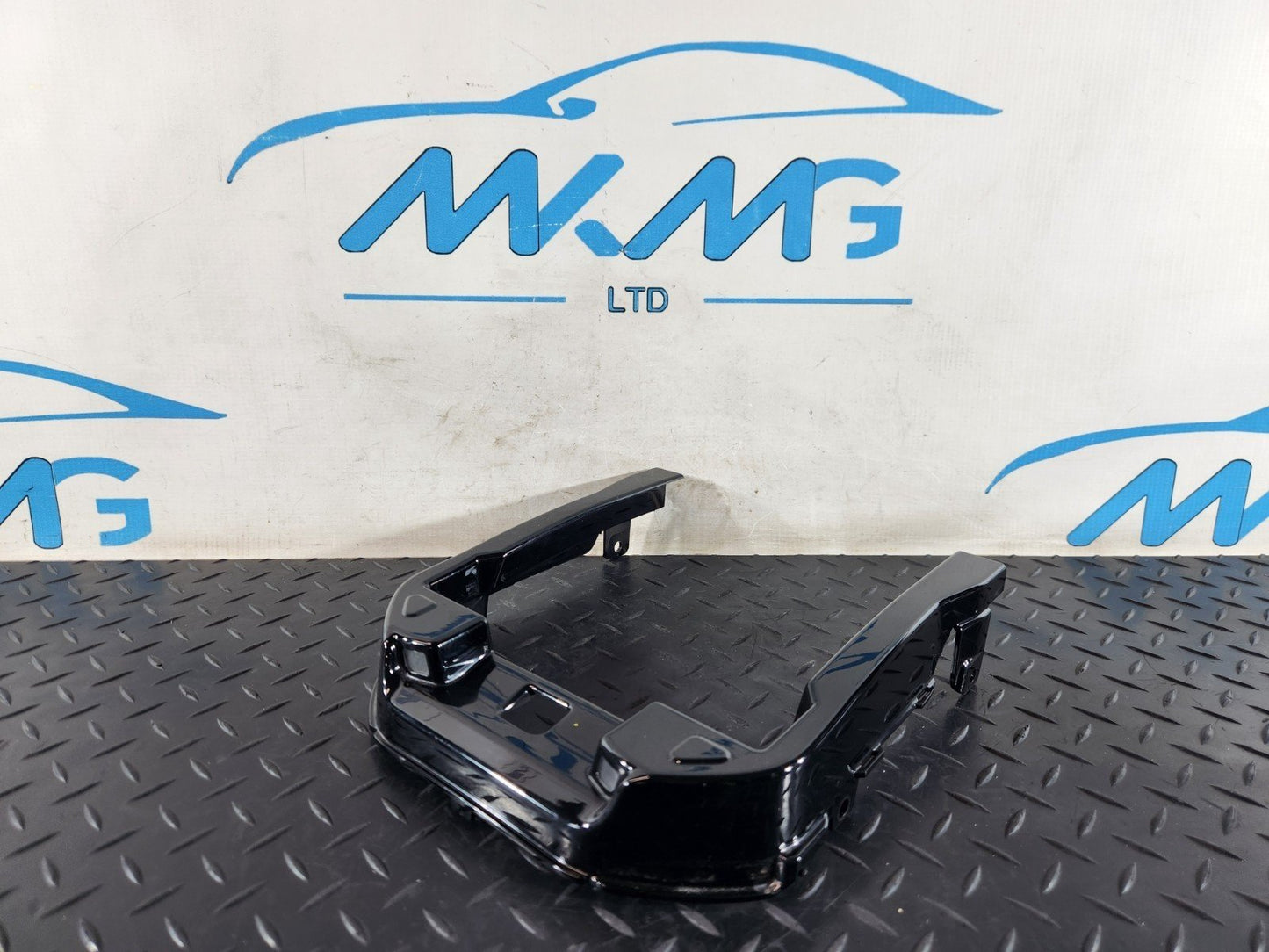 13-23 RANGE ROVER SPORT L494 CENTRE CONSOLE ARMREST SURROUND TRIM DPLA-15D100-BD