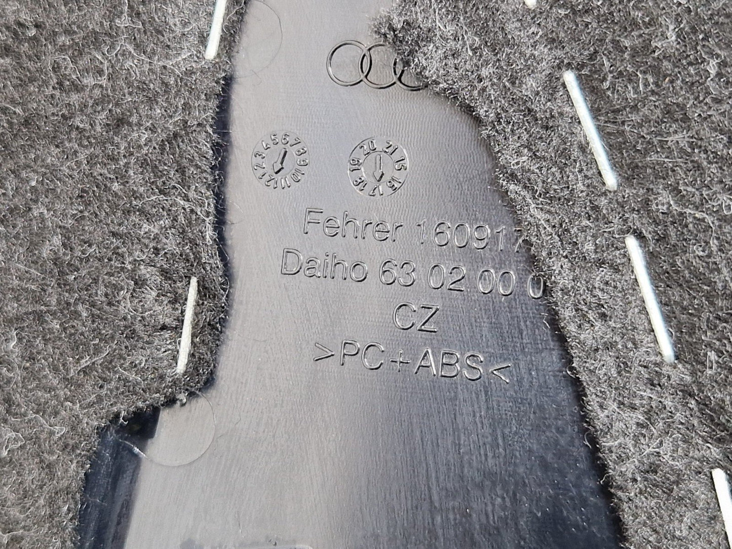 16-24 AUDI A5 F5 GENUINE AUDI A5 SEAT TRIM REAR LEFT 8W785703CGKU