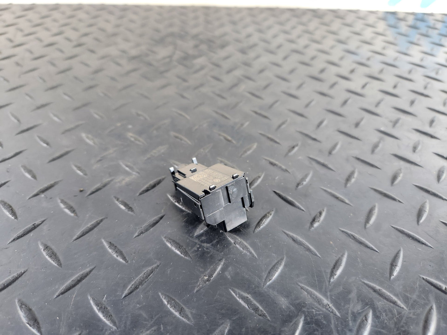 Land Rover Range Rover Evoque L551 SUV Key m9r3734