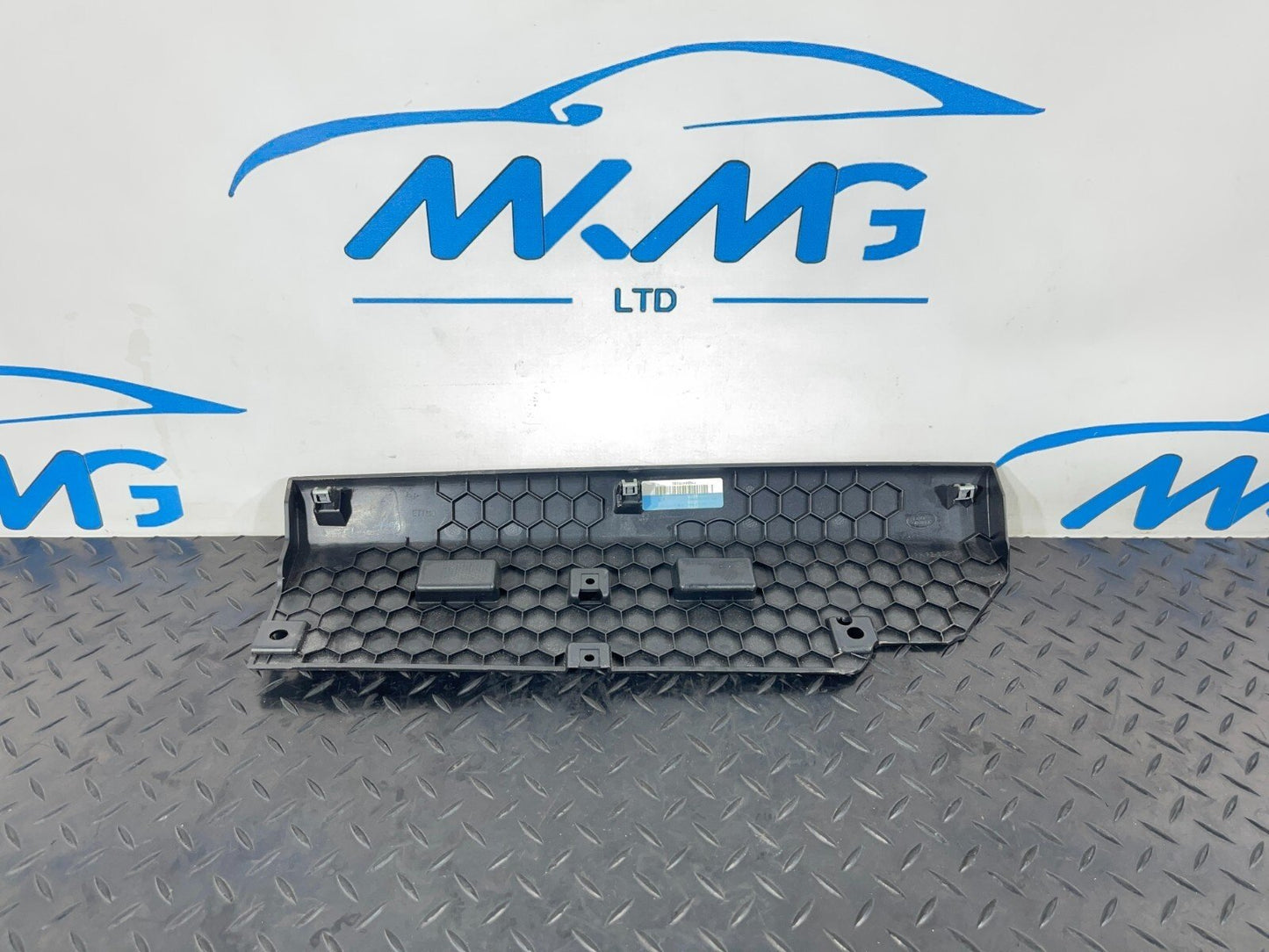 LAND ROVER DISCOVERY SPORT L550 N/S PASSENGER SIDE LOWER TRIM PANEL 19K044M91BC