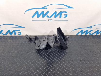 14-21 MERCEDES BENZ C200d W205 FUSE BOX HOLDER BRACKET A2055452940