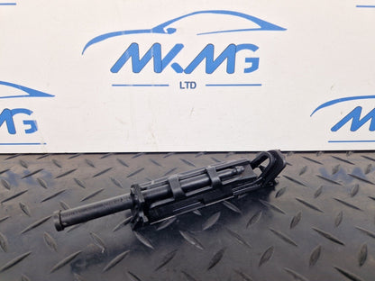 16-19 AUDI A4 B9 GENUINE RIGHT DRIVER SIDE REAR BUMPER BRACKET GUIDE 8W5807890