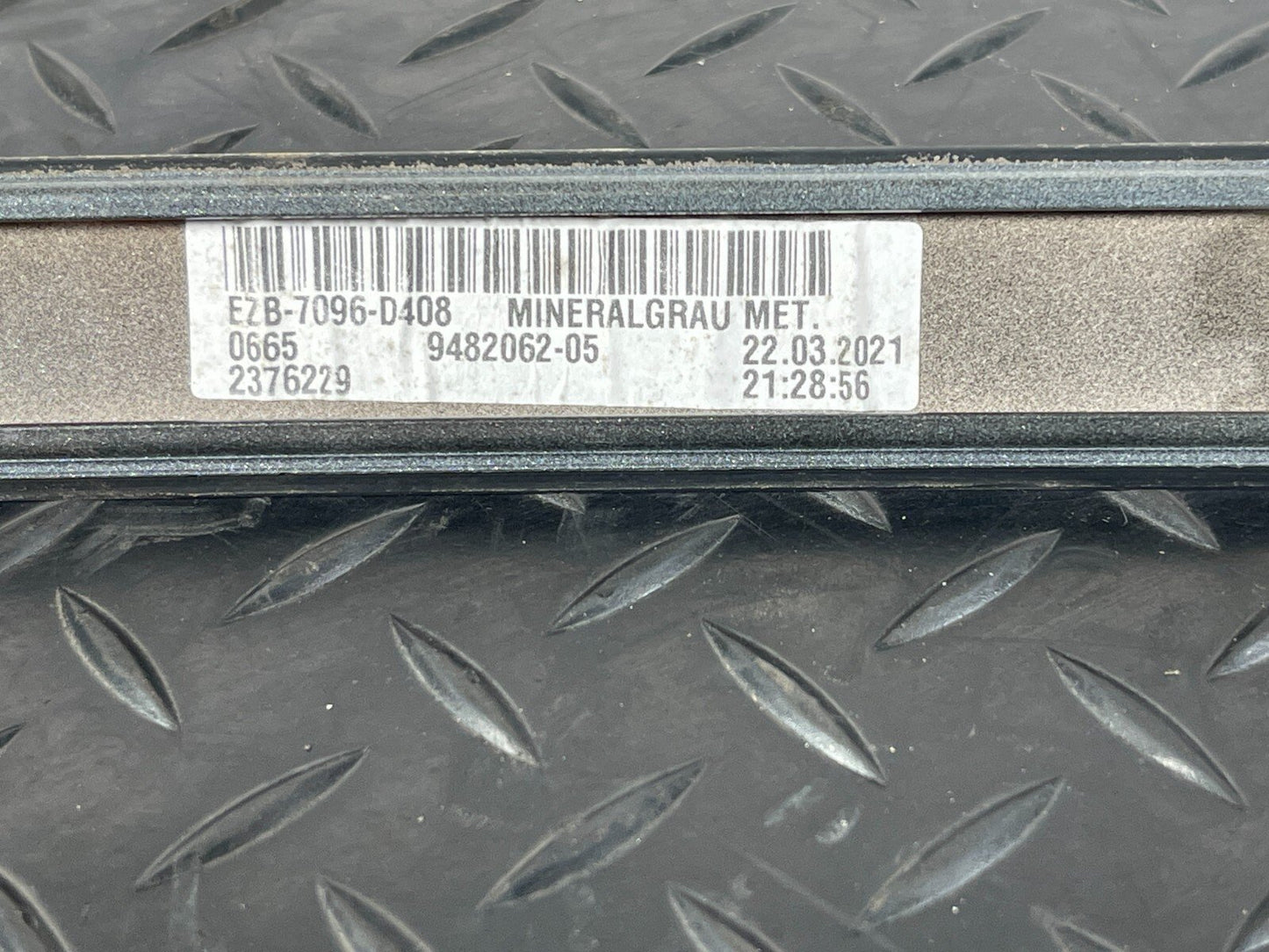 20-ON BMW 2 SERIES M-SPORT F44 GENUINE RIGHT O/S ROOF RAIL TRIM GREY B39 9482062