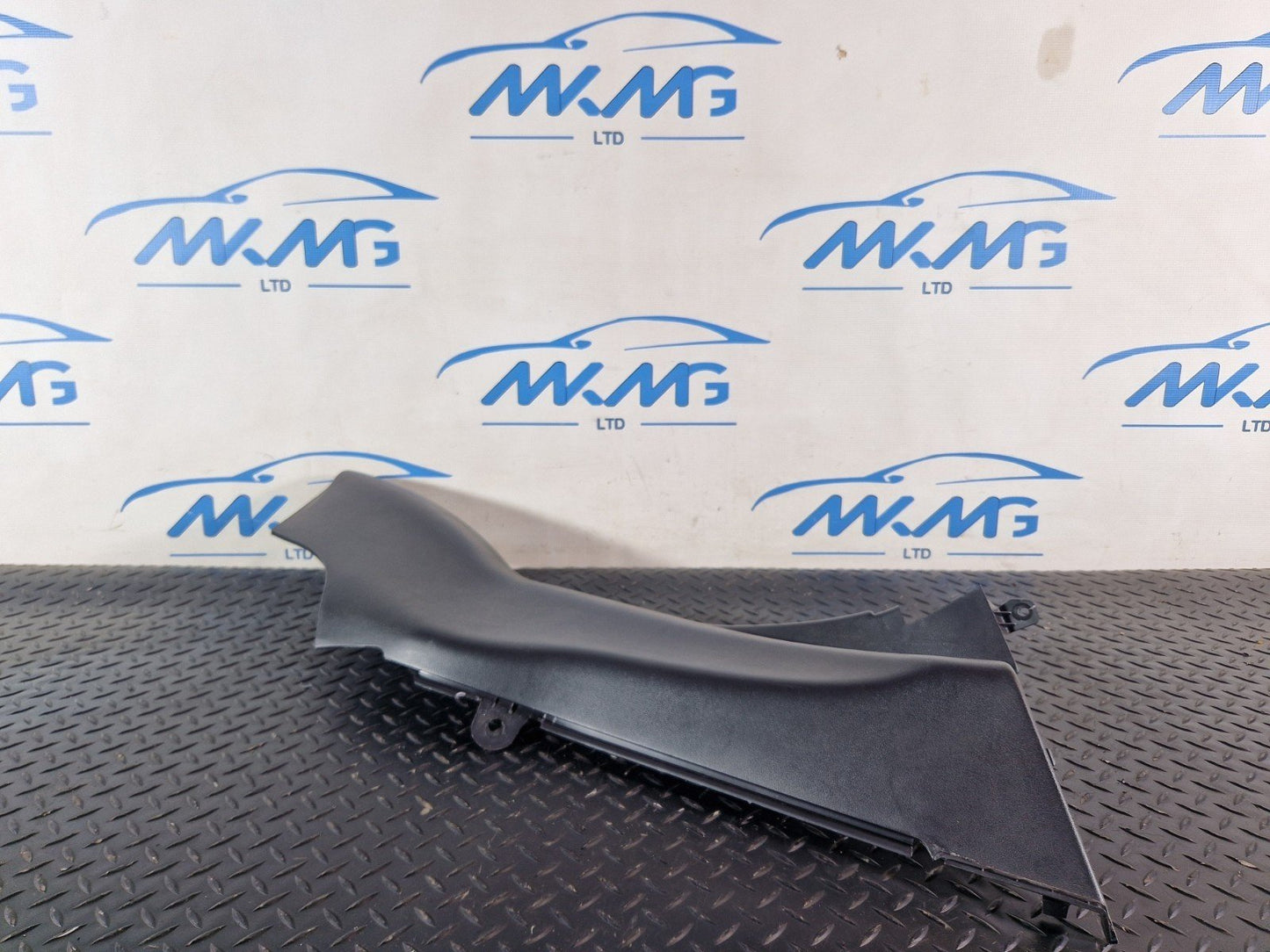 13-23 RANGE ROVER SPORT L494 O/S DRIVER SIDE RIGHT C PILLAR TRIM CTFG-71096-A3