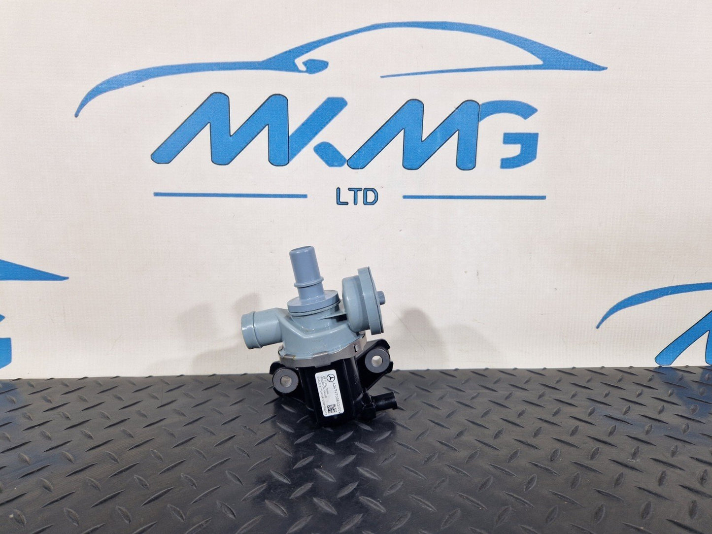 19-ON MERCEDES BENZ CLA C118 FUEL TANK ISOLATION VALVE A2474703602