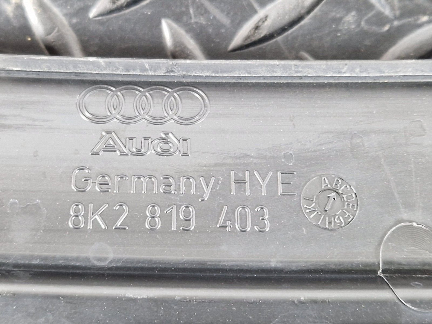 12-17 AUDI S5 CONVERTIBLE OEM WINDSCREEN SCUTTLE PANEL COVER 8K2819403B