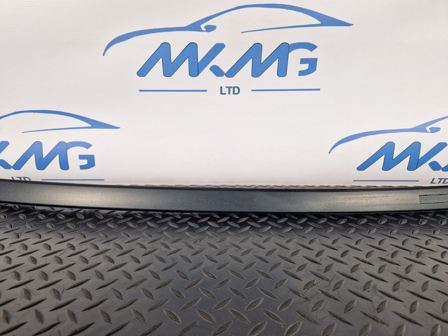 19-ON MERCEDES BENZ CLA C118 LEFT N/S ROOF RAIL TRIM COVER A1186905500