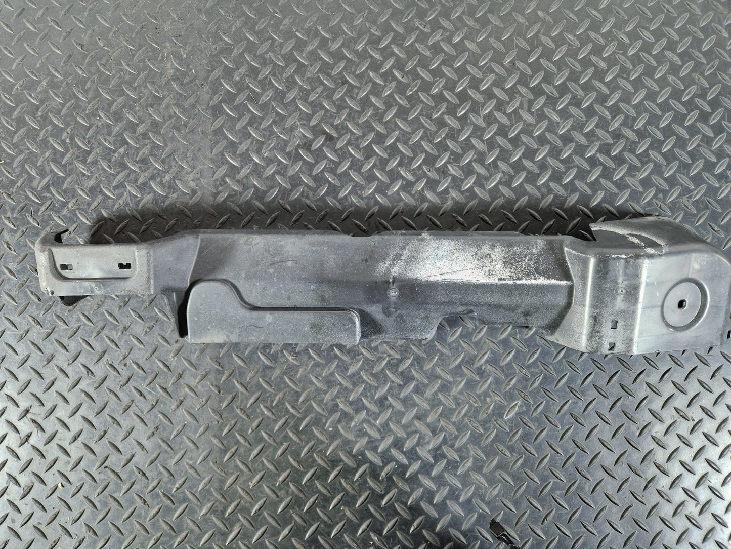 14-23 MERCEDES VITO W447 GENUINE REAR UNDERBODY COVER LEFT SIDE A4478890000