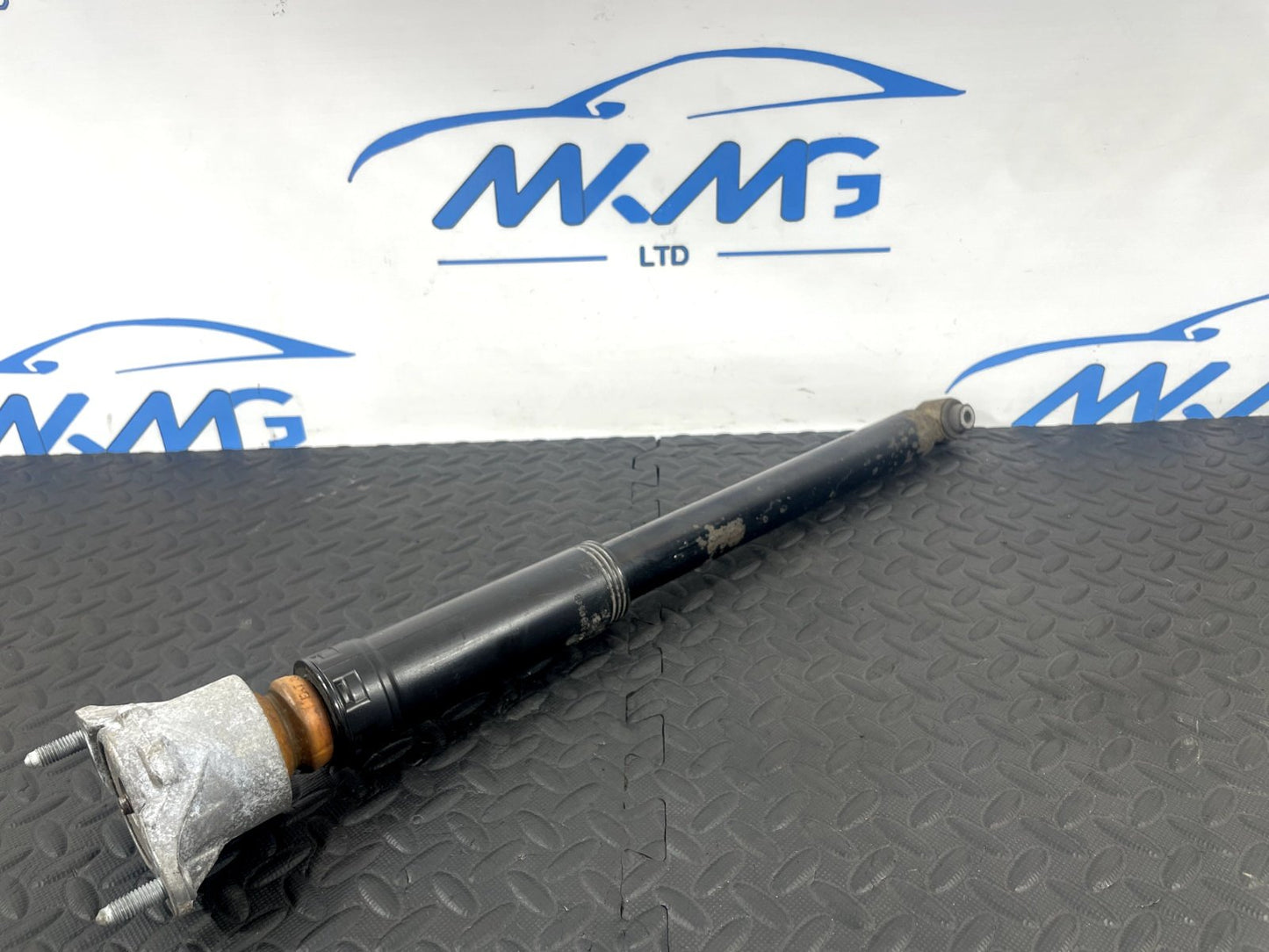 12-18 MERCEDES A B CLA-W176 W246 C117 GENUINE REAR SHOCK ABSORBER A1763201531