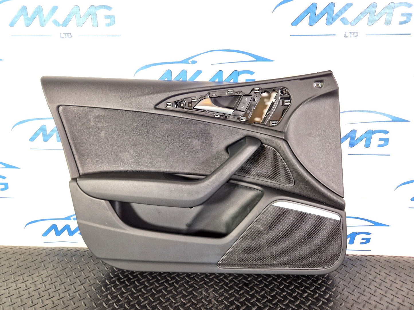 12-18 AUDI A6 C7 PASSENGER SIDE FRONT LEFT DOOR CARD PANEL 4G1867105 4G0837019