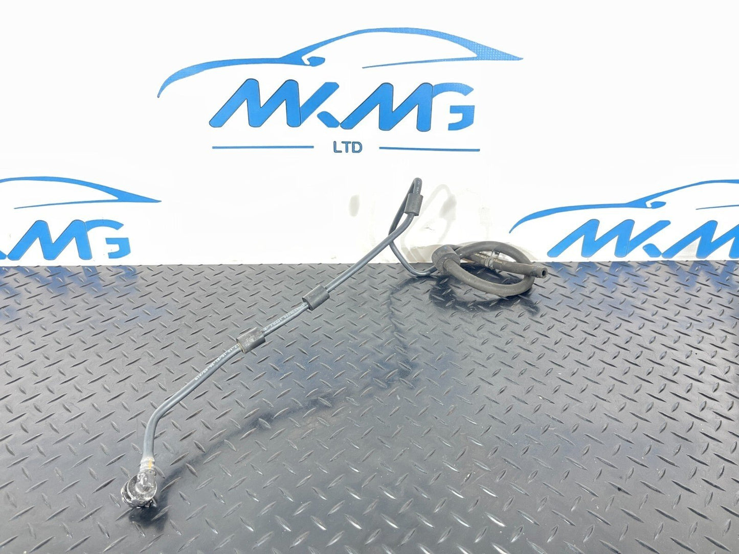 14-21 MERCEDES BENZ C350e W205 WINDOW WASHER HOSE PIPE A2058308004