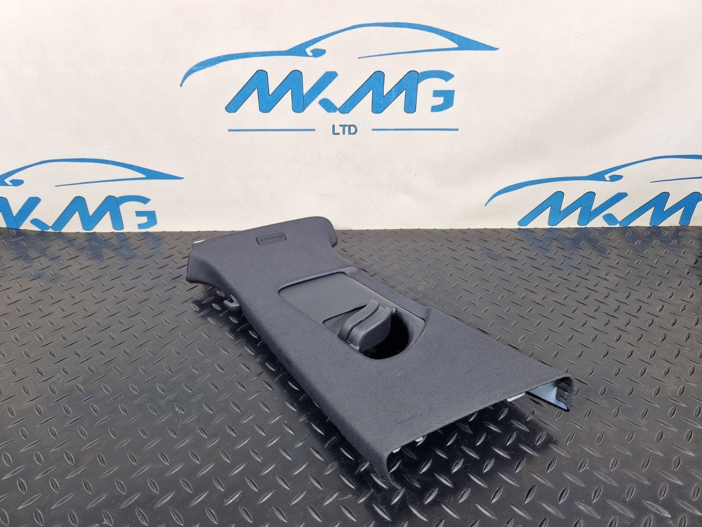16-19 AUDI A4 AVANT B9 S-LINE LEFT PASSENGER SIDE B-PILLAR TRIM COVER 8W0867243